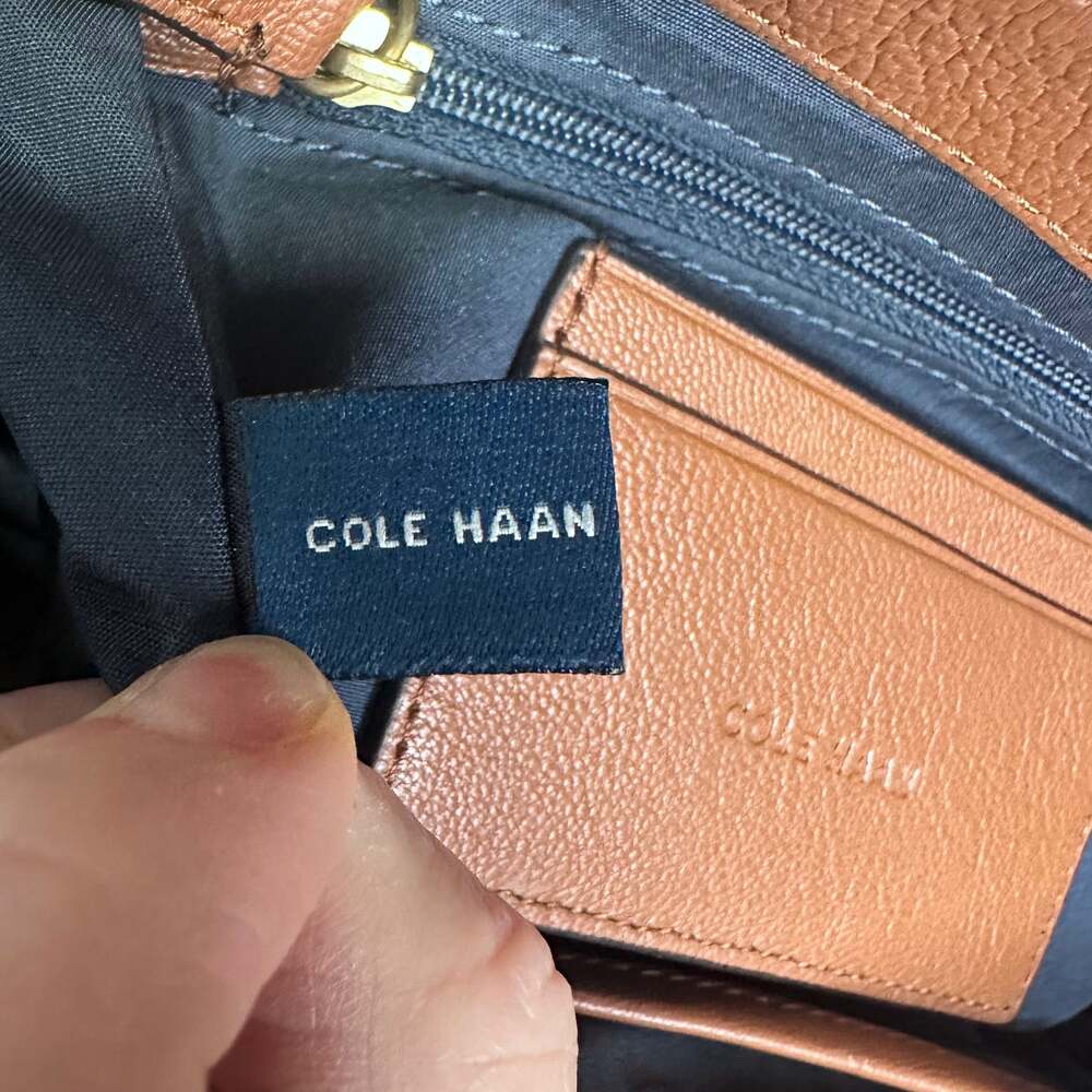 Cole Haan 100% Brown Leather Crossbody Bag Gold Hardware Flap Closure Vintage - Picture 5 of 9